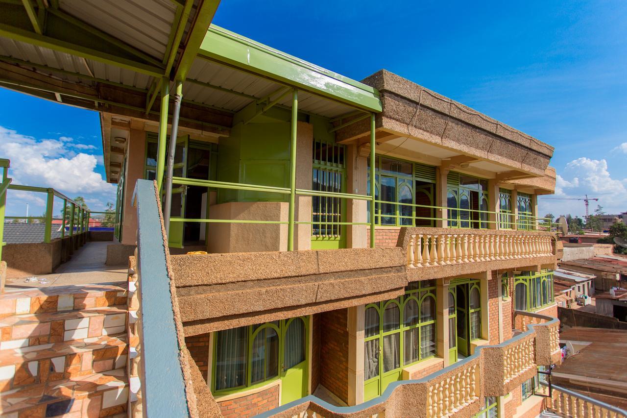 Heart Land Hotel Kigali Exterior foto